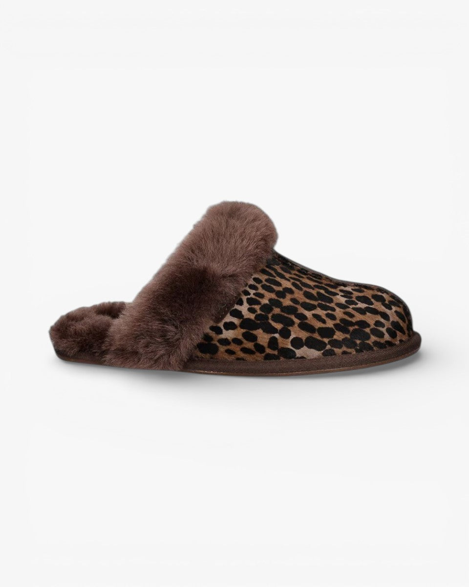 UGG Scuffette Caspian Slipper Burnt Cedar
