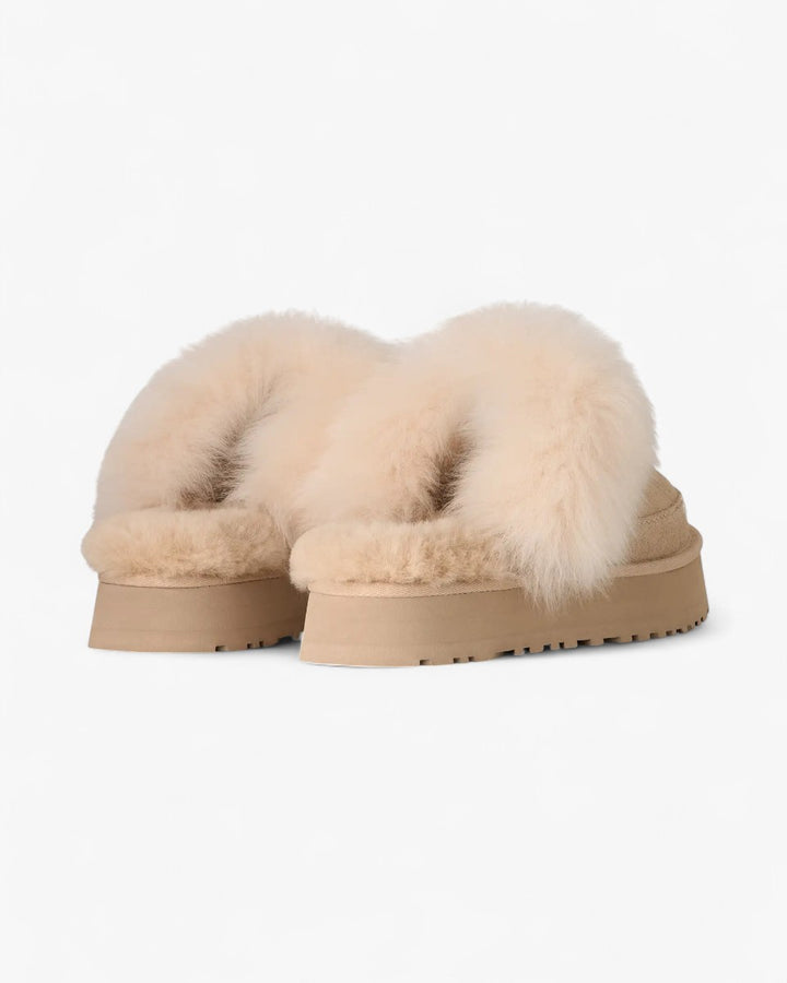 UGG Disquette Chalet Slipper Sandcastle - GOT'EM