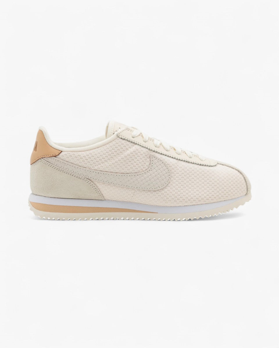 Nike Cortez Pearl White