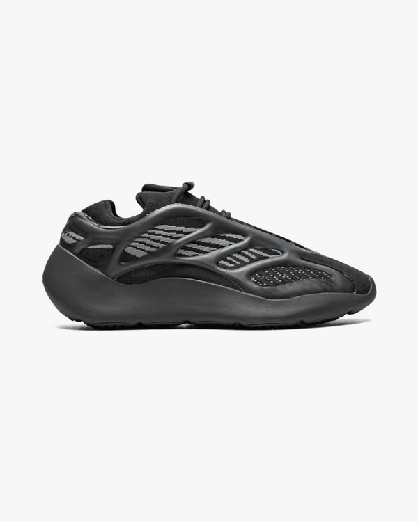 Yeezy 700 v3 Dark Glow - GOT'EM