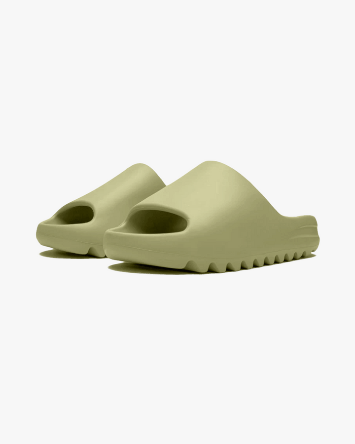 Yeezy Slide Resin - GOT'EM