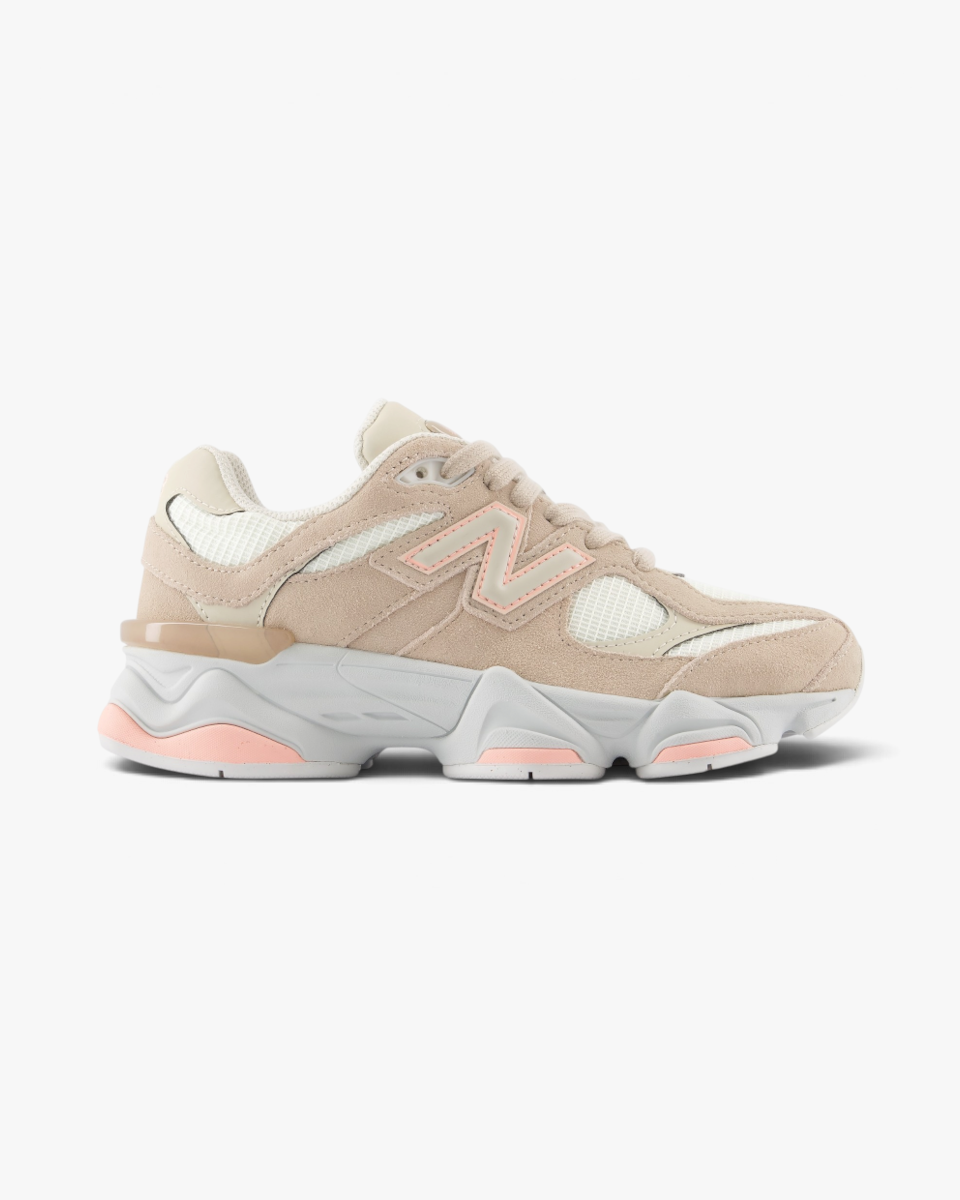 New Balance 9060 Beige Pink