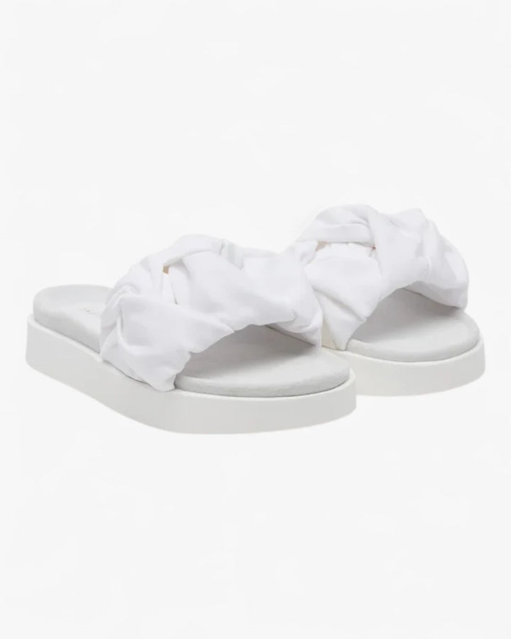 INUIKII Klapki Fjord Flower White - GOT'EM