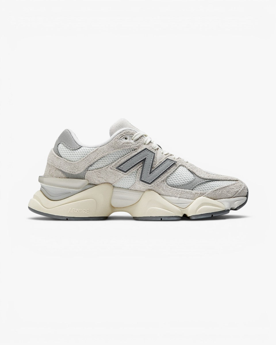 New Balance 9060 Moonbeam Sea Salt